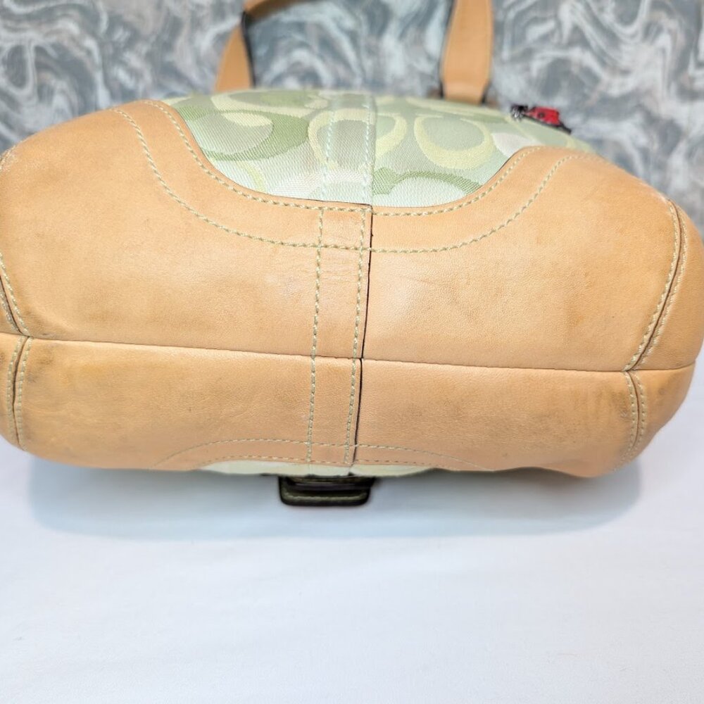 Coach Soho Optic Ladybug Handbag Signature Canvas Vintage RARE - Picture 3 of 15